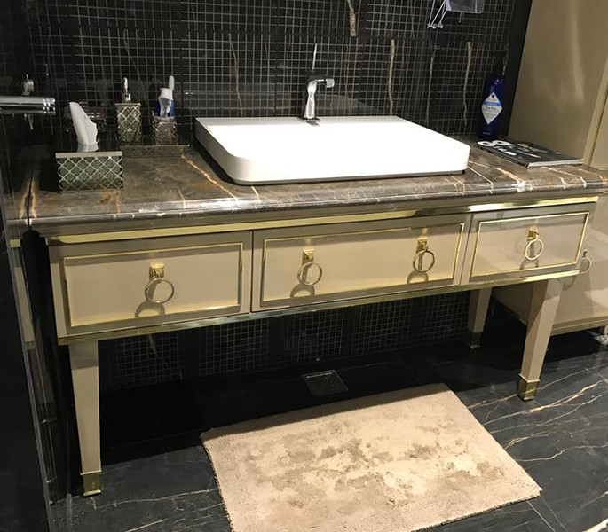 Vanities: Rejuvenating & Intimate